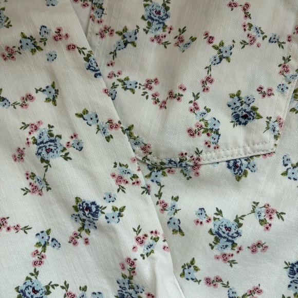 NWT LOFT Floral Modern Skinny White Jeans Sz 31 - 1217 - Picture 3 of 11